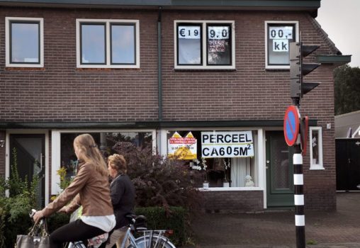 Als reactie op de sterk gestegen huizenprijzen, zal er hoe dan ook meer moeten worden gebouwd